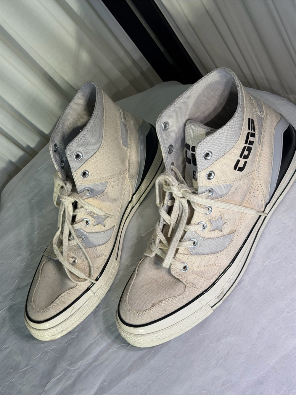 Converse Men’s Chuck 70 E260 High Top - Picture 4 of 6
